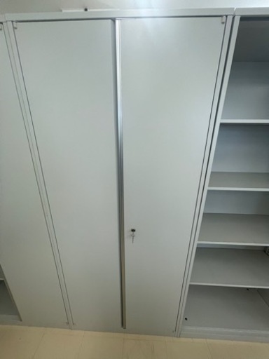 【処分価格】鍵付き カギ付き 書庫　業務用　オフィス 事務所 両開書庫 LGT-807AB | 書庫・収納庫