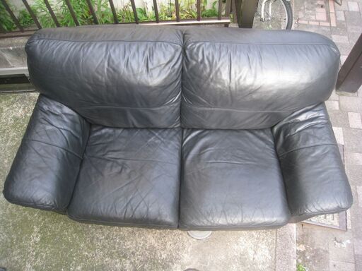 IDC大塚家具 Leather world レザーワールド 本革 2人掛けソファ W165cm 2Pソファ 中古品 近く無料配達
