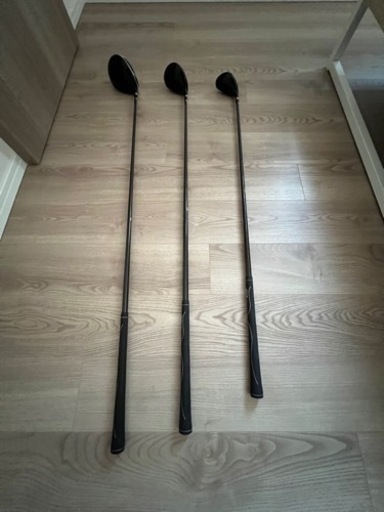 ゴルフバッグとクラブのセット