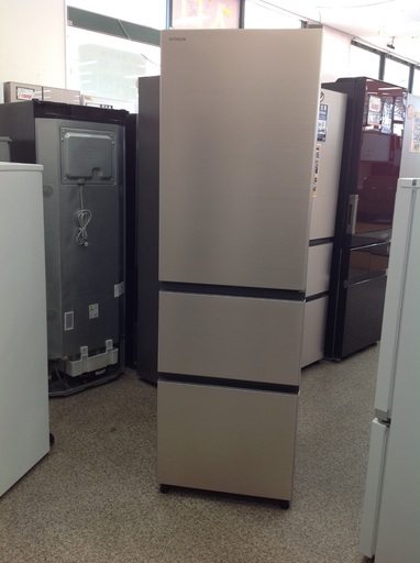 「ジモティー見た」で5％OFF！【3ドア冷凍冷蔵庫】3ドア冷凍冷蔵庫 HITACHI 日立　R-V32RV（N) 2022年製 315L:シャンパン