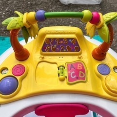 ベビー用品　歩行器の画像