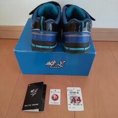 俊足スニーカーの画像