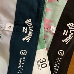 （新品、未使用）水着、ボードショーツ2セットの画像