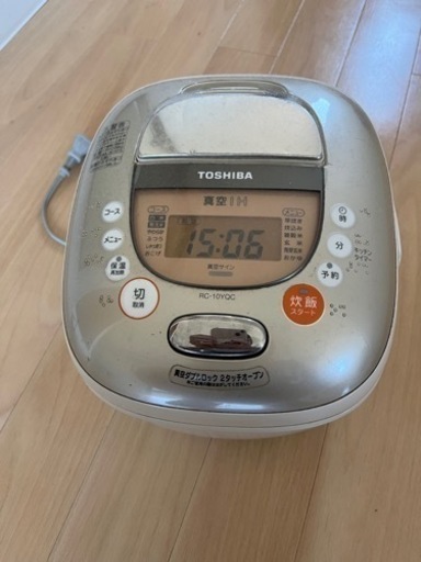 TOSHIBA  炊飯器
