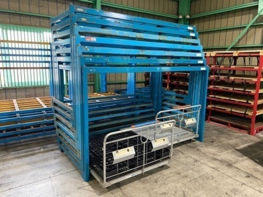 倉庫用　逆ネステナー　1台20000円