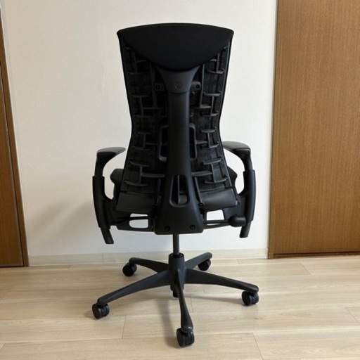 ハーマンミラー　エンボディチェア