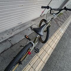 Welby[ウエルビー]backpacker(バックパッカー)24吋 BMXタイプのクルーザー シングル/マットオリーブの画像