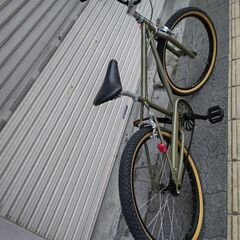 Welby[ウエルビー]backpacker(バックパッカー)24吋 BMXタイプのクルーザー シングル/マットオリーブの画像