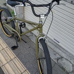 Welby[ウエルビー]backpacker(バックパッカー)24吋 BMXタイプのクルーザー シングル/マットオリーブの画像