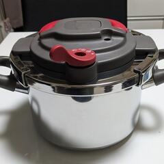 【交渉中】T-faL 圧力鍋 レシピブック付き