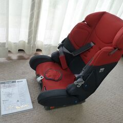 チャイルドシート　Combi コンビ　プリムロングシリーズ／赤→商談中