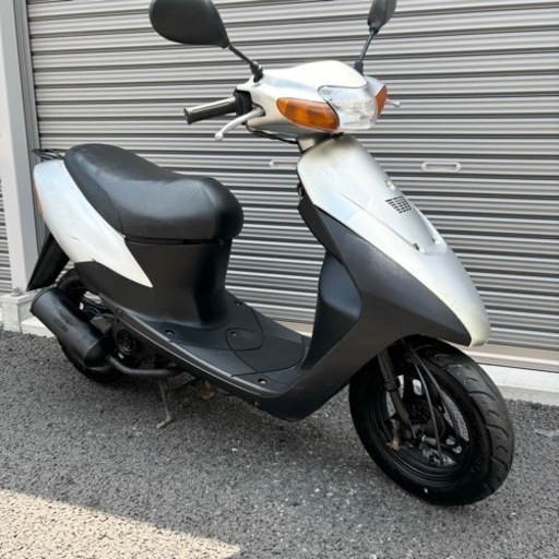 2839.高馬力２スト　レッツII シート新品　千葉県柏市　配送、自走引き取りも可能