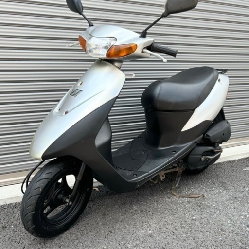 2839.高馬力２スト　レッツII シート新品　千葉県柏市　配送、自走引き取りも可能