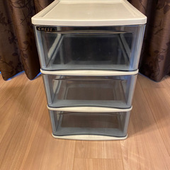 プラスチック収納ケース　A4サイズ3段（深3）