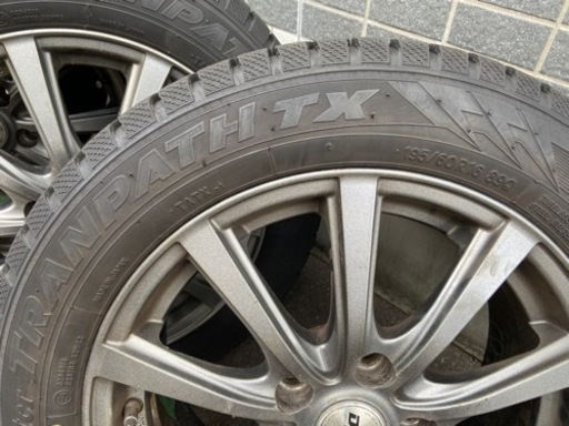 車のパーツ タイヤ、ホイール