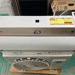 K05455　シャープ　2019年製　中古エアコン　主に8畳用　冷房能力　2.5KW ／ 暖房能力　2.8KW