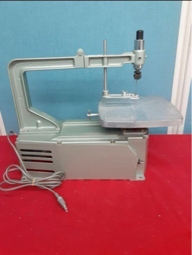 期間値下げ　マキタ　卓上糸のこ盤 SJ350 フトコロ寸法 350mm テーブル寸法 250×250mm