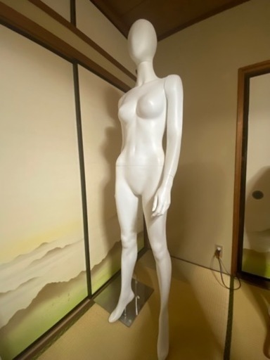 女性マネキン全身直立ポーズ