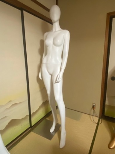 女性マネキン全身直立ポーズ