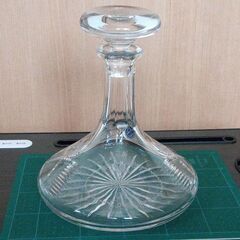 「glencairn crystal studio q･e･2　クイーンエリザベス2世　空き瓶」の画像