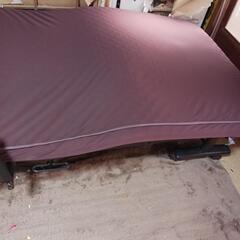 リクライニングベッドの画像