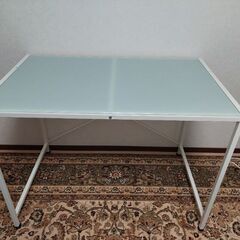 ガラス天板　デスク　テーブル