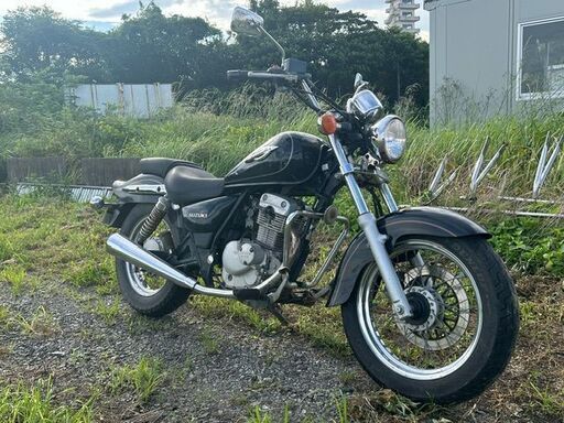 スズキ　マローダー125