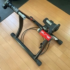 ELITE サイクルトレーナー　ローラー台の画像
