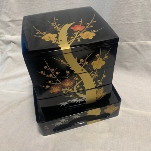 台つき重箱　3段　会津塗　　　1193