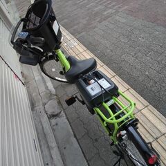 [YAMAHA]PAS Kiss(パス キッス)22吋/26吋 子供乗せ電動アシスト自転車 8.7Ahバッテリー+充電器+キー2本付き(クローバーグリーン)の画像
