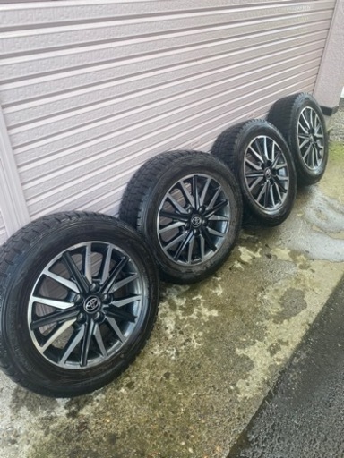 トヨタ純正ホイール冬タイヤ付き