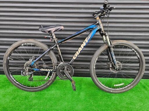 引き取り限定GIANT クロスバイク アルミフレーム