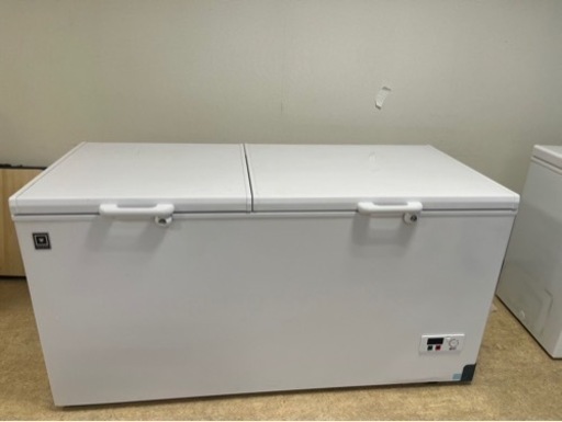 大型冷凍庫ストッカー