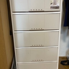 白　六段　美品　収納　服　プラスチック　