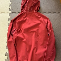 【新品、タグ付】FC琉球ウィンドブレーカー140cmの画像