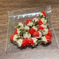 フルーツドロップオイル ペンダント ジュエリーチャーム チャーム ネックレスの画像