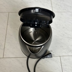 電気ポットの画像