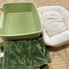 猫トイレとフリースベットand毛布