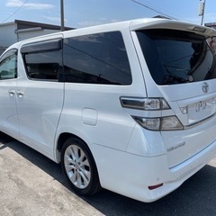 車検２年付き トヨタヴェルファイアの画像