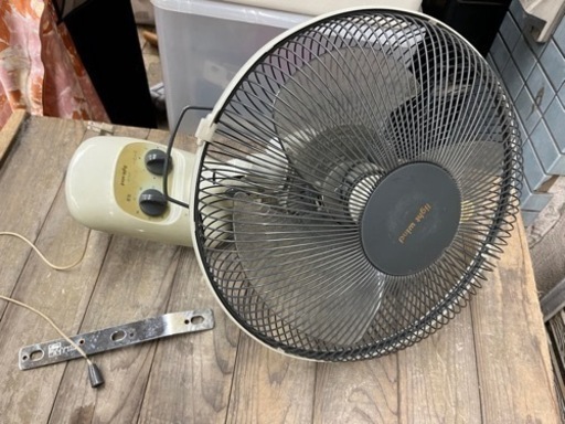 壁付扇風機　紐タイプ