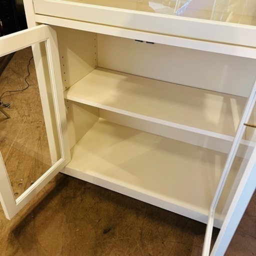 《売約済》【武蔵小山店】 ビーカンパニー　B-company ガラスキャビネット　キャビネット　収納　オフホワイト　コレクションケース　ロココ　廃盤　廃番　希少　デッドストック　