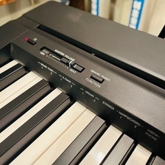 《売約済》【武蔵小山店】 2023年製　電子ピアノ　p-45 YAMAHA ヤマハ　スタンド　イス　ペダル　ヘッドホン　付き　ピアノ　コンパクト　美品　椅子　高年式　の画像