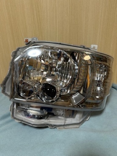 ハイエースバン　6型　ダークプライム2 純正LEDヘッドライト