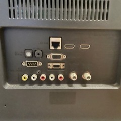 32V型テレビ（2013年製）➕録画機器（DVD &Blu-ray再生不可）➕テレビ台の画像