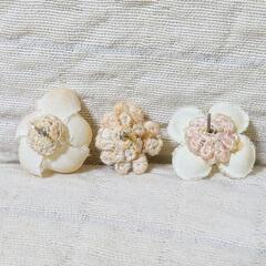 フラワーピアス 3点セットの画像