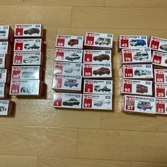 【新品未使用】トミカ　　まとめ売り 31個