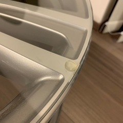 19inホイールをオシャレにガラステーブルに出来ます。の画像
