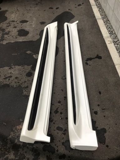 ランクル200　サイドステップ　アーバンスポーツパッケージ