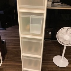 収納棚