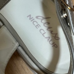 NICE CLAUP☆子供サンダルの画像